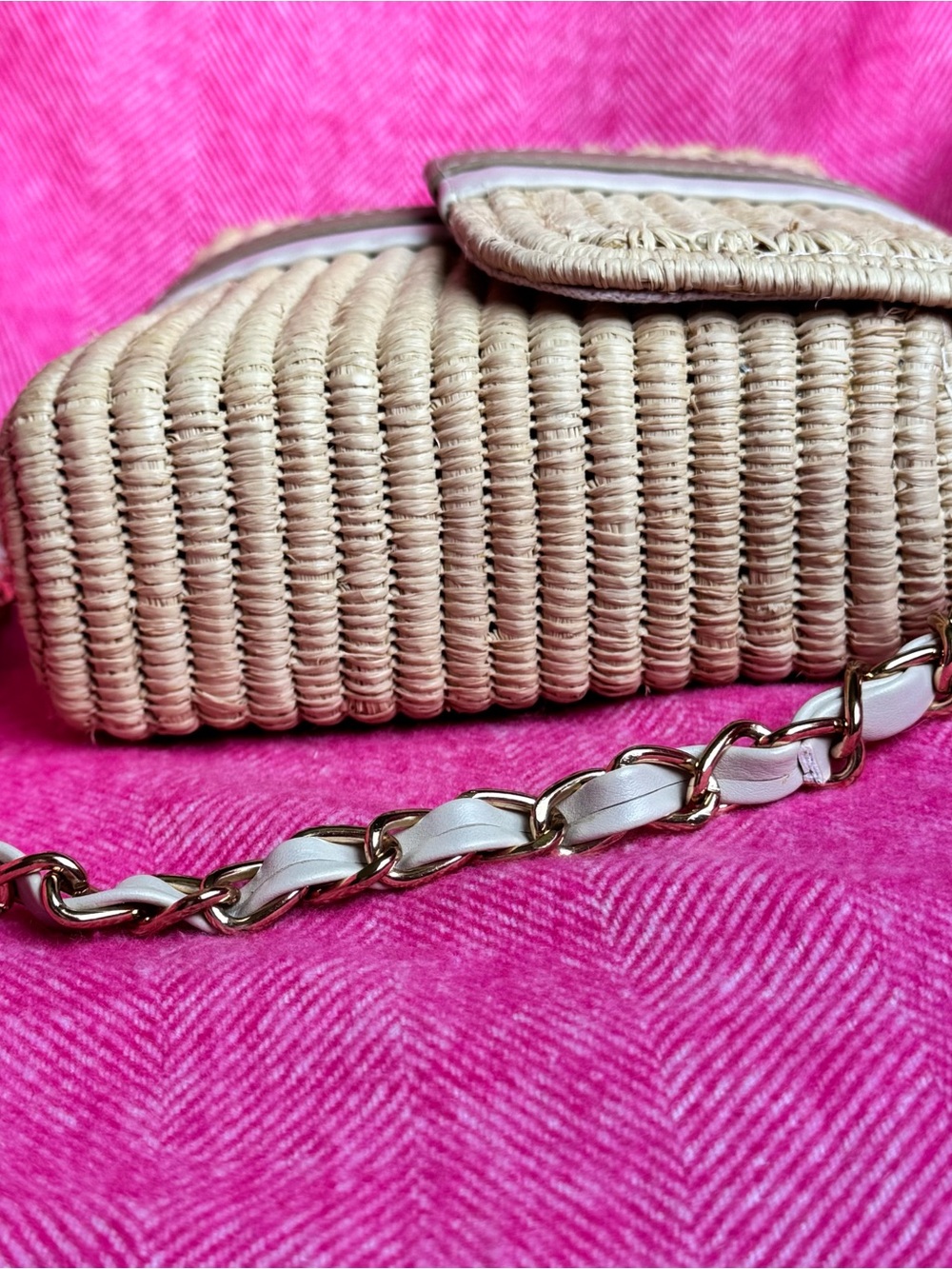 BEAU & RO Straw Shoulder Bag in Natural and Taupe - Picture 6 of 11